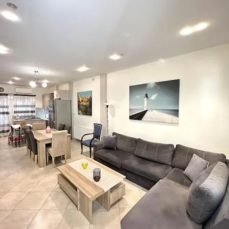 Tide And Tonic Spacious 1bd With Extra Loft Style Sleeping Area, Paleo Faliro Athens