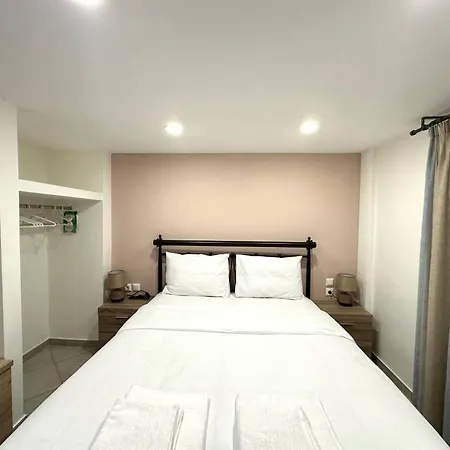 Tide And Tonic Spacious 1bd With Extra Loft Style Sleeping Area, Paleo Faliro