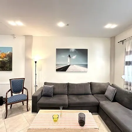 Tide And Tonic Spacious 1bd With Extra Loft Style Sleeping Area, Paleo Faliro Athens