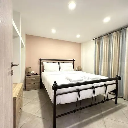 Apartment Tide And Tonic Spacious 1bd With Extra Loft Style Sleeping Area, Paleo Faliro *