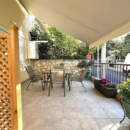 Apartment Tide And Tonic Spacious 1bd With Extra Loft Style Sleeping Area, Paleo Faliro Athens